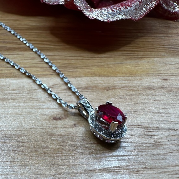 Ruby and Diamond pendant 14kt (NEW) - Picture 2 of 13